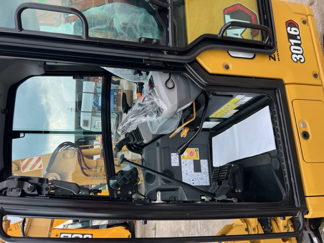 Caterpillar 301.6 – 6