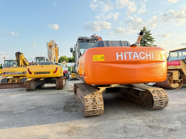 Hitachi ZX 250 LCN-3 – 4