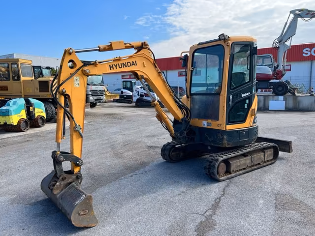 Hyundai R 25Z-9A – 2