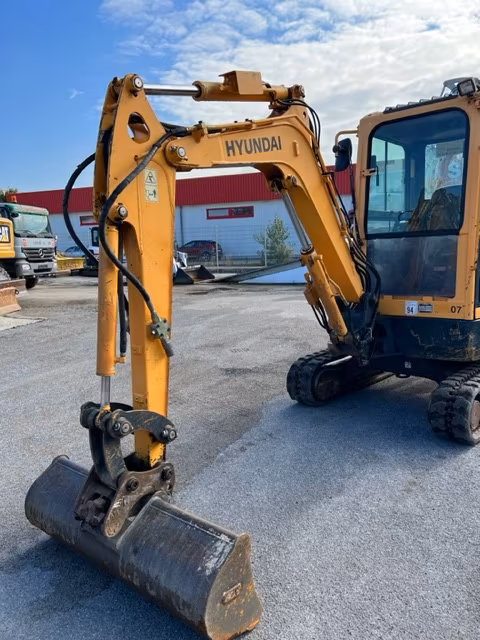 Hyundai R 25Z-9A – 5