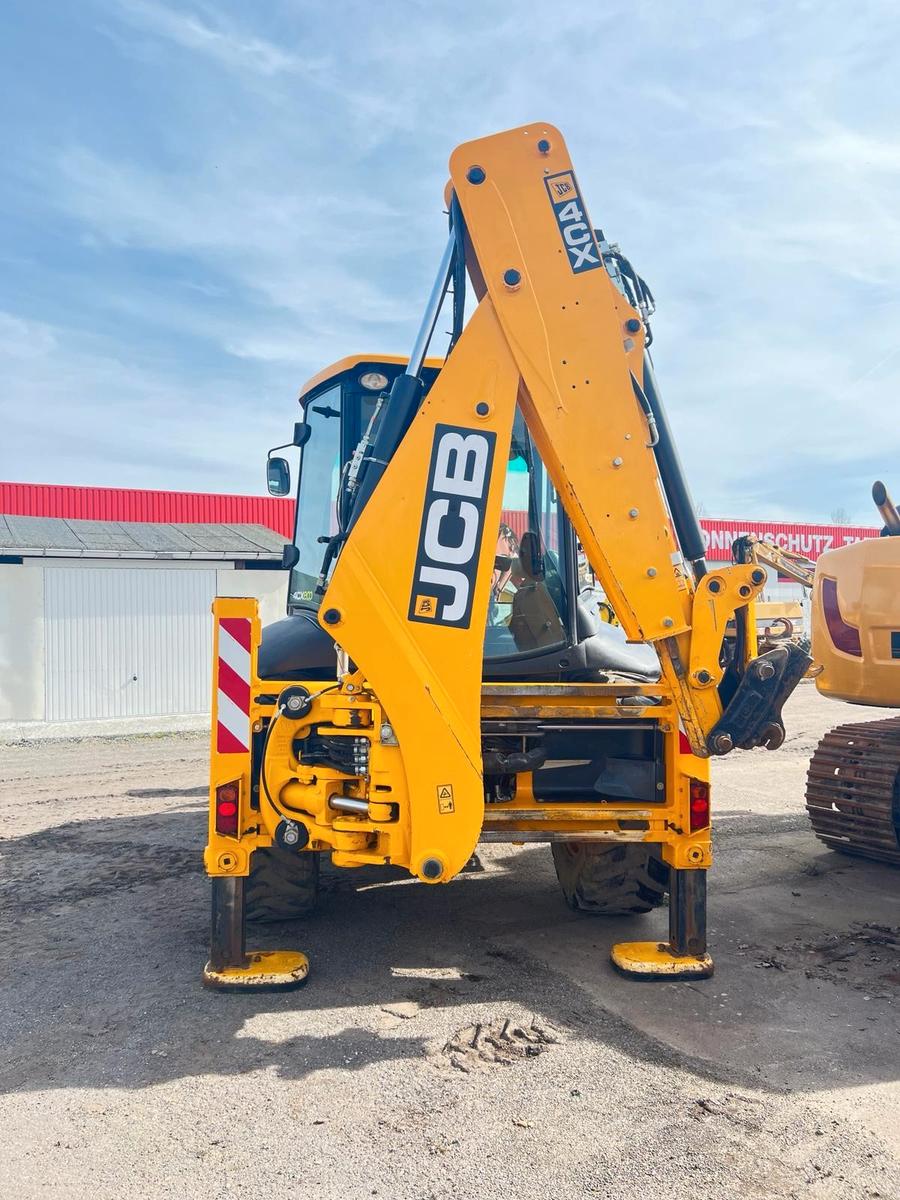 JCB 4CX T4F – 4