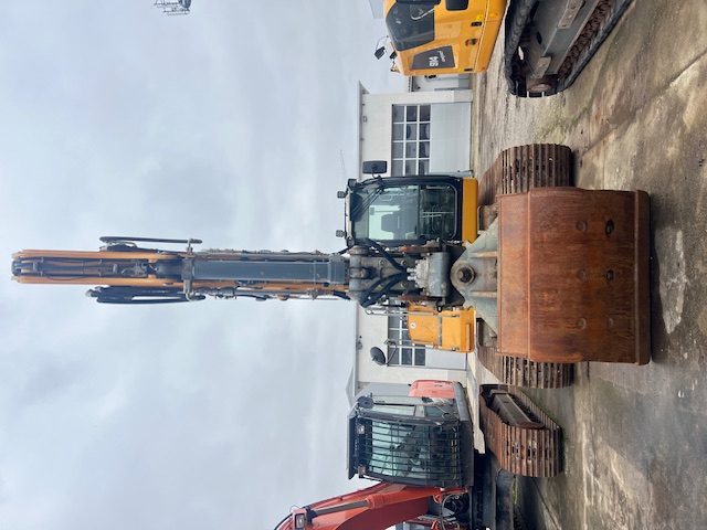 Liebherr R 924 Litronic – 3