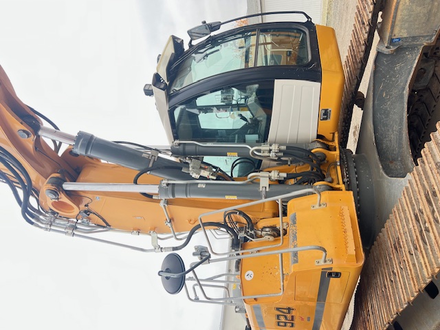 Liebherr R 924 Litronic – 7