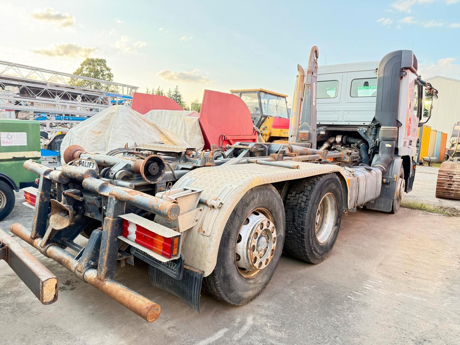 Mercedes-Benz 2536 Abrollkipper – 3